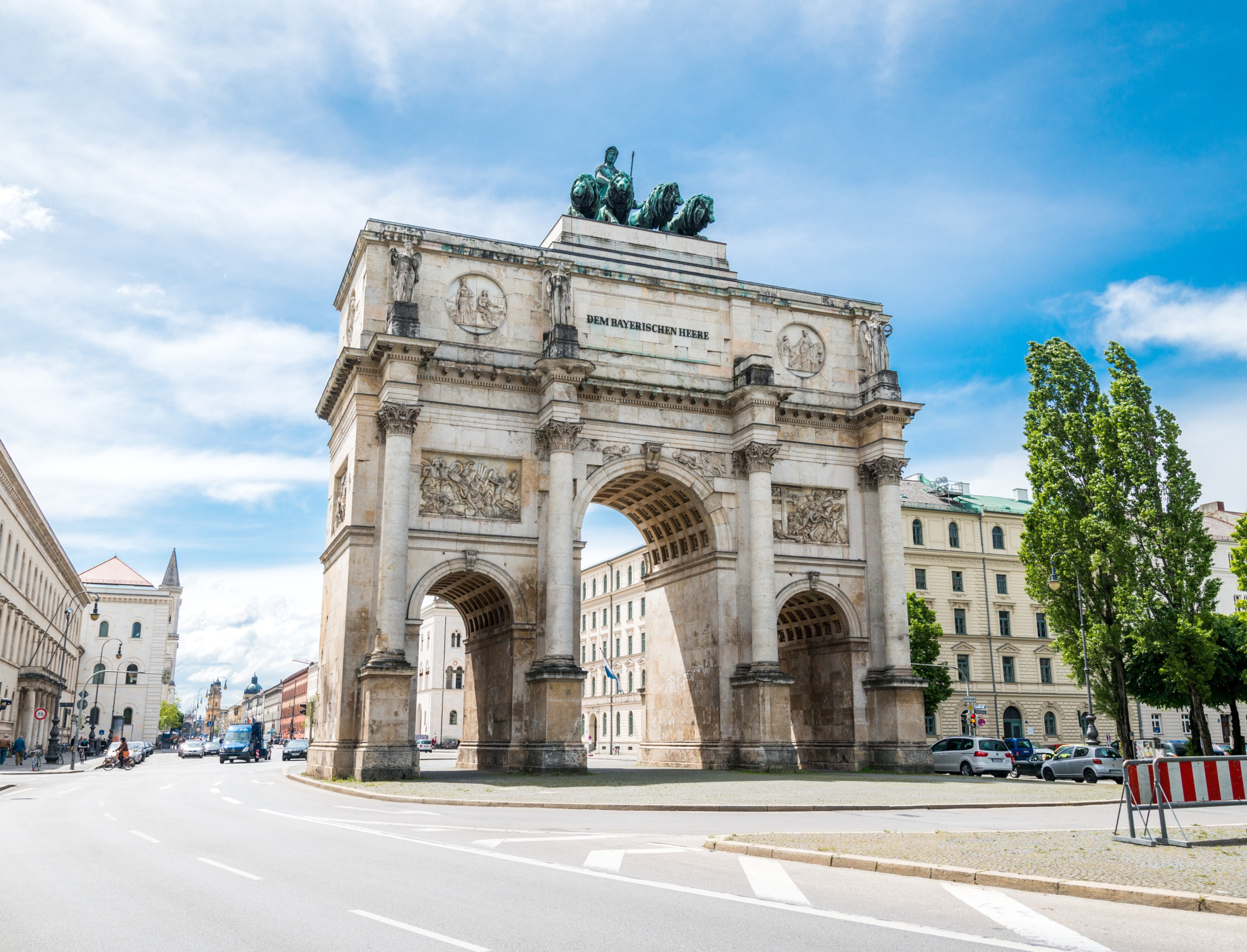 Siegestor Munich; Private investigator Munich Germany, private detective Munich Germany, detective agency Munich Germany, investigation company Munich Germany