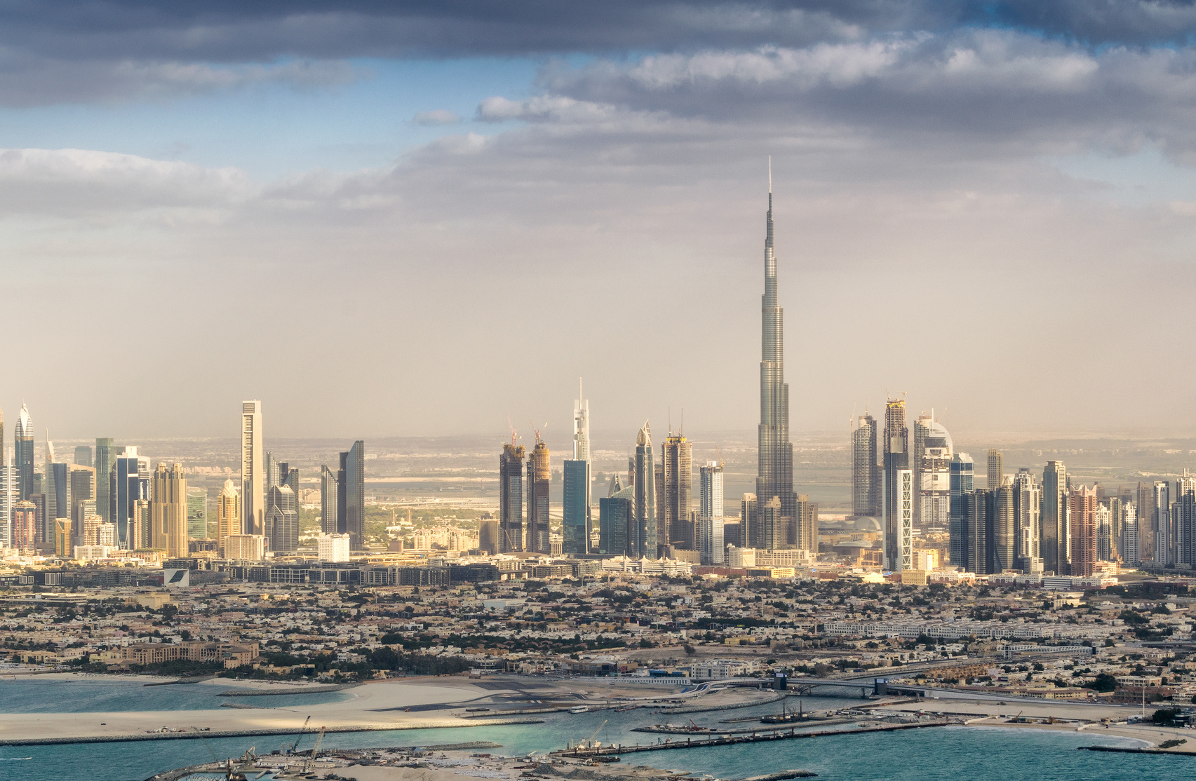 Skyline Dubai; Detektei Dubai, Detektiv Dubai, Privatdetektiv Dubai, Wirtschaftsdetektei Dubai