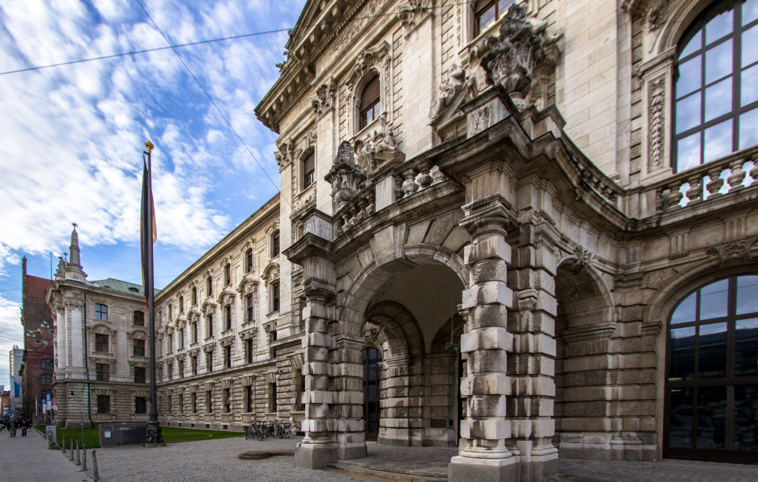 Justizpalast München, Privatdetektiv München, Wirtschaftsdetektei München