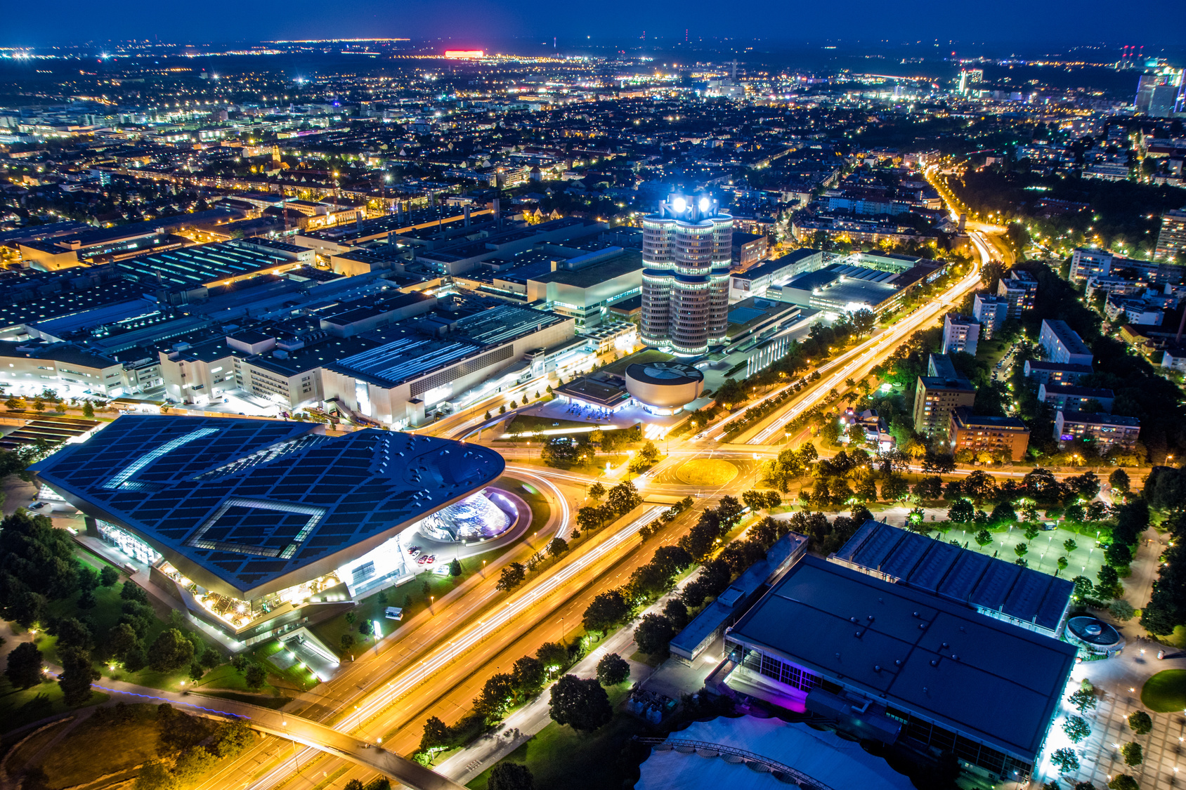 BMW-Welt; Detektiv Oberbayern, Detektei Ingolstadt, Wirtschaftsdetektei Oberbayern